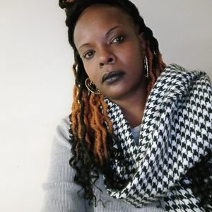 Meet your Posher, Yolanda